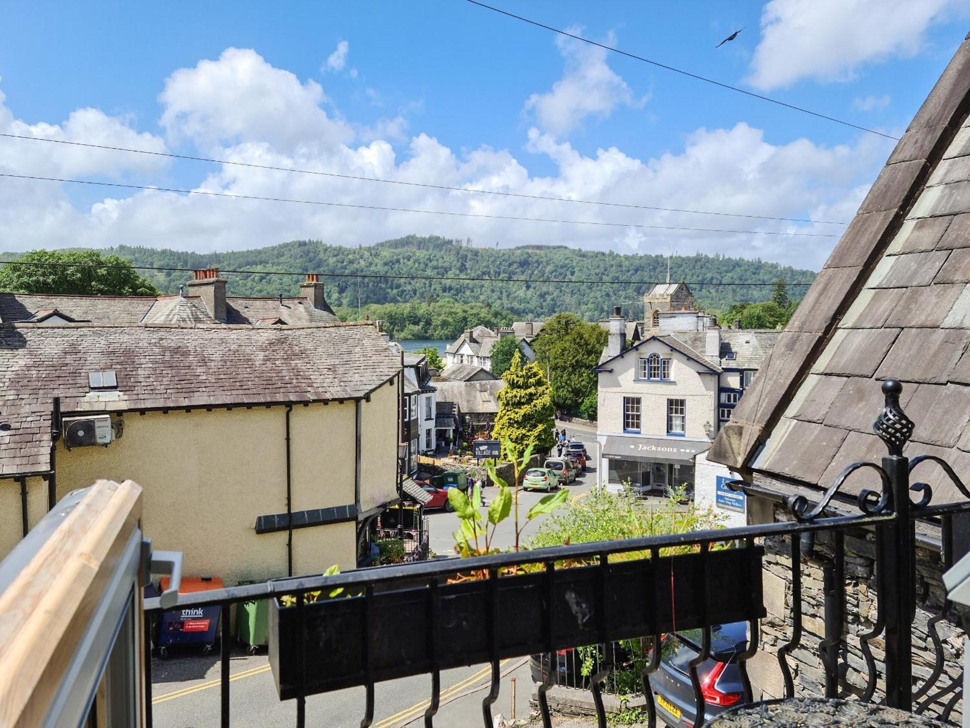 Newfold * Bowness-on-Windermere